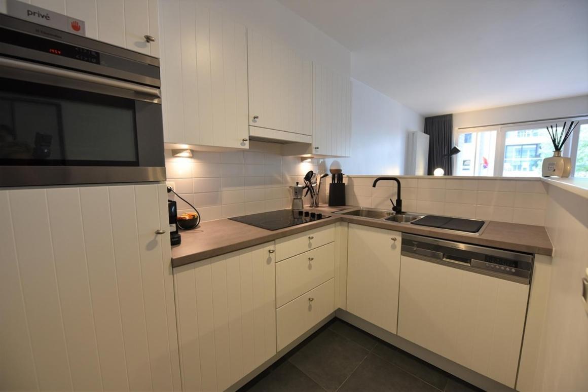 Appartement Spacieux A Knokke Bagian luar foto